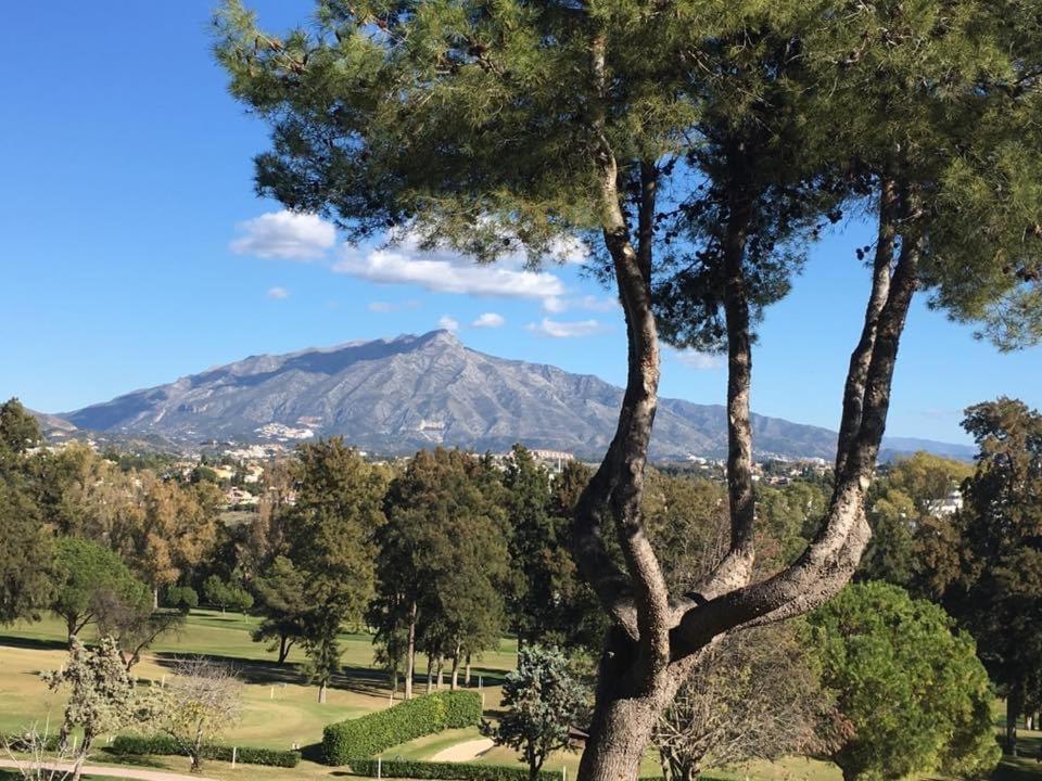 Habitacion Deluxe Con Bano Privado En Atalaya Apartagolf, إِستيبونا المظهر الخارجي الصورة
